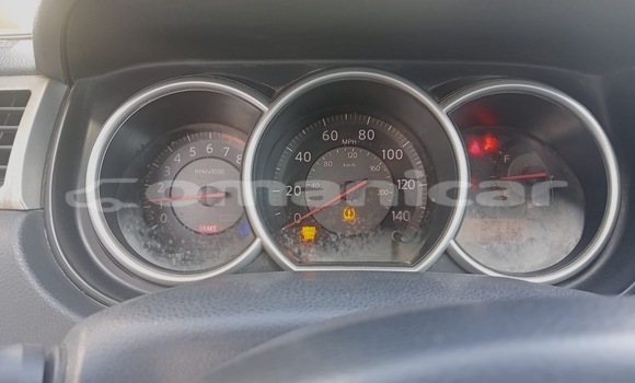 Buy Used Nissan Versa Silver Car in Wadi Al Kabir in Masqat Buy Used Nissan Versa Silver Car in Wadi Al Kabir in Masqat