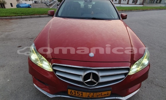 Buy Used Mercedes-Benz E–Class Red Car in Wadi Al Kabir in Masqat Buy Used Mercedes-Benz E–Class Red Car in Wadi Al Kabir in Masqat