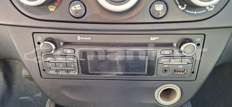 Big with watermark renault fluence masqat madinat qabus 7567