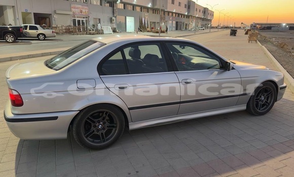 Buy Import BMW 5–Series Silver Car in Barkah in al-Batinah Buy Import BMW 5–Series Silver Car in Barkah in al-Batinah