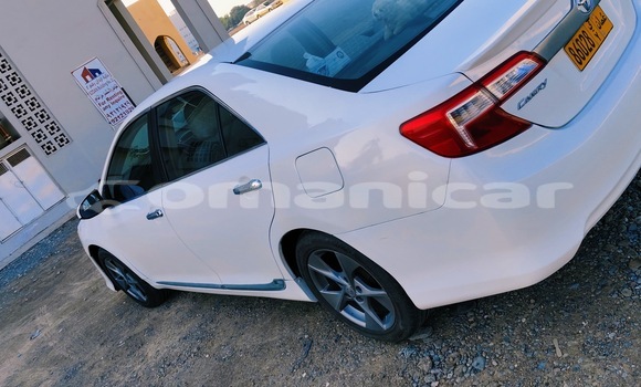 Buy Used Toyota Camry White Car in Suhar in al-Batinah Buy Used Toyota Camry White Car in Suhar in al-Batinah