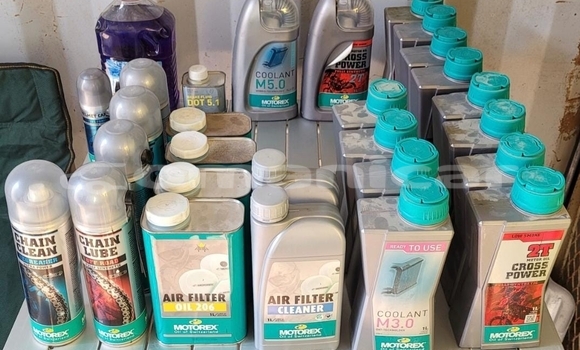 Buy Used Yamaha YZ Blue Bike in Muscat in Masqat Buy Used Yamaha YZ Blue Bike in Muscat in Masqat