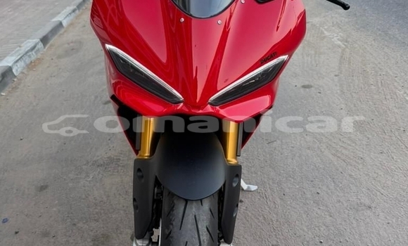 Buy Used Ducati Panigale Red Bike in Muscat in Masqat Buy Used Ducati Panigale Red Bike in Muscat in Masqat