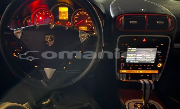 Buy Used Porsche Cayenne White Car in Muscat in Masqat Buy Used Porsche Cayenne White Car in Muscat in Masqat