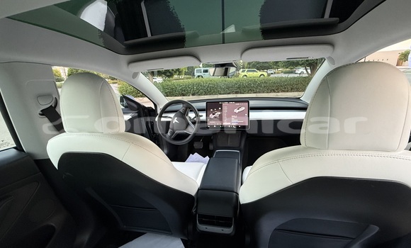 Buy Used Tesla Model 3 Other Car in Muscat in Masqat Buy Used Tesla Model 3 Other Car in Muscat in Masqat