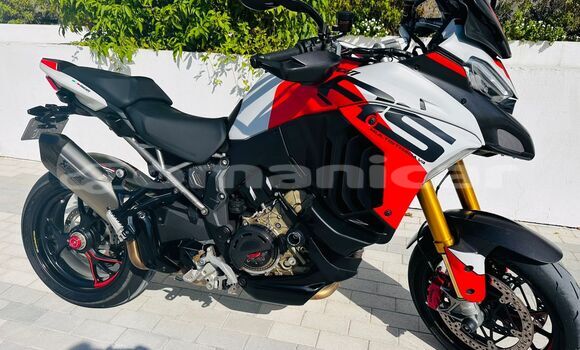 Buy Used Ducati Multistrada Beige Bike in Muscat in Masqat Buy Used Ducati Multistrada Beige Bike in Muscat in Masqat