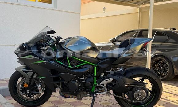 Buy Used Kawasaki H Black Bike in Muscat in Masqat