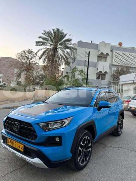 Big with watermark toyota rav4 al batinah al khuwair 7604