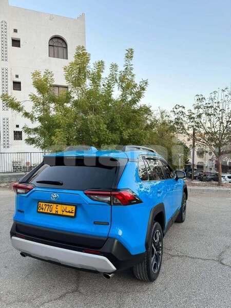 Big with watermark toyota rav4 al batinah al khuwair 7604