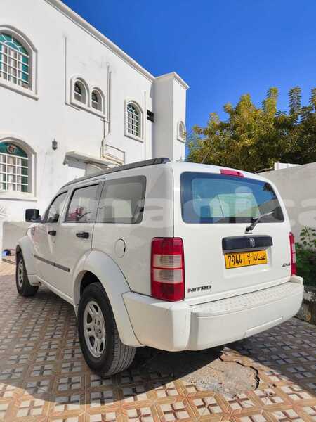 Big with watermark dodge nitro masqat muscat 7621