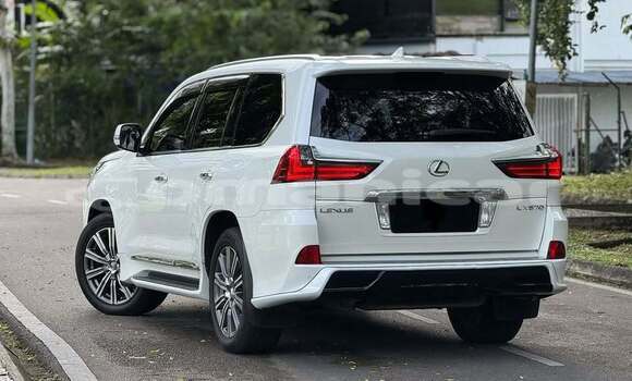 Buy Used Lexus LX 450 White Car in Muscat in Masqat Buy Used Lexus LX 450 White Car in Muscat in Masqat