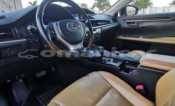 Buy Used Lexus ES Black Car in Barkah in al-Batinah Buy Used Lexus ES Black Car in Barkah in al-Batinah