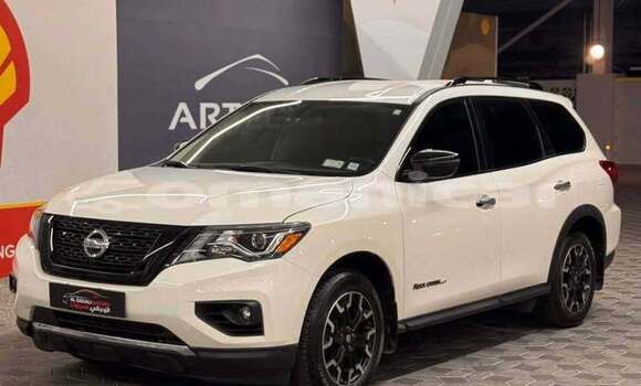 Buy Used Nissan Pathfinder White Car in al–Mudaybi in ash-Sharqiyah Buy Used Nissan Pathfinder White Car in al–Mudaybi in ash-Sharqiyah