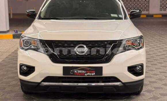 Buy Used Nissan Pathfinder White Car in al–Mudaybi in ash-Sharqiyah Buy Used Nissan Pathfinder White Car in al–Mudaybi in ash-Sharqiyah