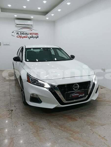 Big with watermark nissan altima al batinah al masna ah 7639