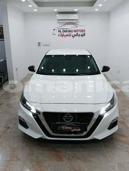 Big with watermark nissan altima al batinah al masna ah 7639