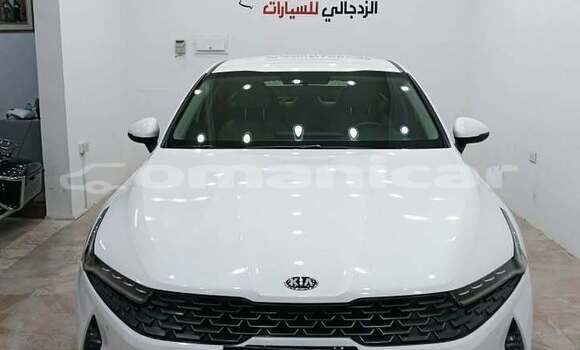 Buy Used Kia K5 White Car in al–Khaburah in al-Batinah Buy Used Kia K5 White Car in al–Khaburah in al-Batinah