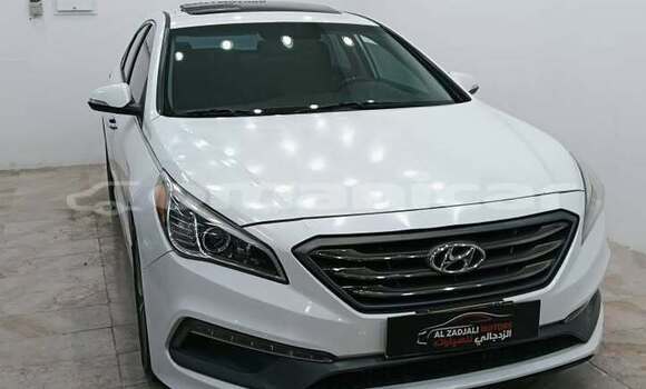 Buy Used Hyundai Sonata White Car in Al khuwair in al-Batinah Buy Used Hyundai Sonata White Car in Al khuwair in al-Batinah