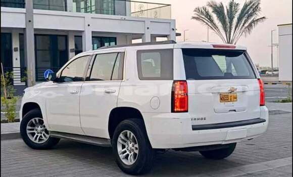 Buy Used Hyundai Trajet White Car in al–Mudaybi in ash-Sharqiyah Buy Used Hyundai Trajet White Car in al–Mudaybi in ash-Sharqiyah