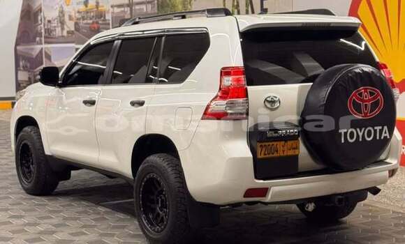 Buy Used Toyota Prado White Car in al–Mudaybi in ash-Sharqiyah Buy Used Toyota Prado White Car in al–Mudaybi in ash-Sharqiyah