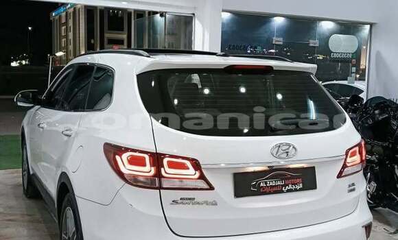 Buy Used Hyundai Santa Fe White Car in al–Mudaybi in ash-Sharqiyah Buy Used Hyundai Santa Fe White Car in al–Mudaybi in ash-Sharqiyah