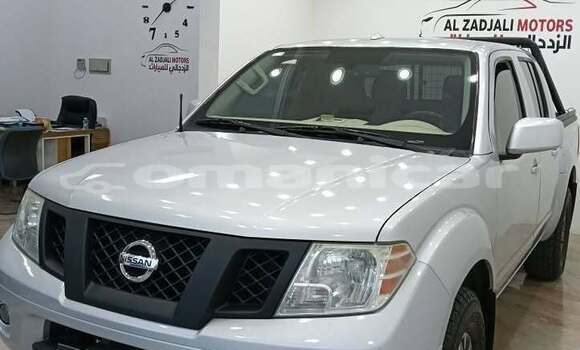 Buy Used Nissan Frontier White Car in al–Mudaybi in ash-Sharqiyah