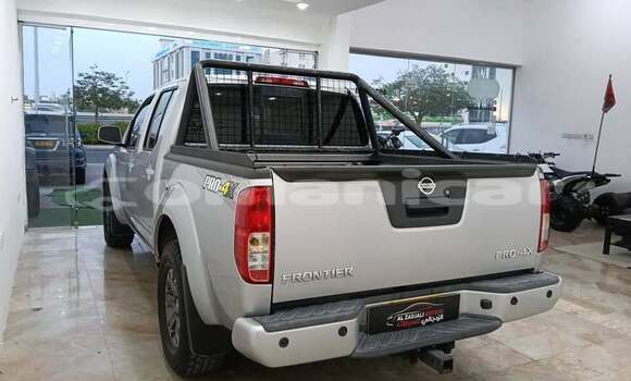 Buy Used Nissan Frontier White Car in al–Mudaybi in ash-Sharqiyah Buy Used Nissan Frontier White Car in al–Mudaybi in ash-Sharqiyah