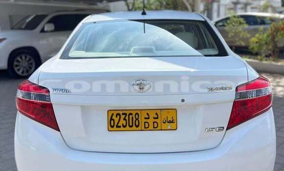 Buy Used Toyota Yaris White Car in al–Masna'ah in al-Batinah Buy Used Toyota Yaris White Car in al–Masna'ah in al-Batinah