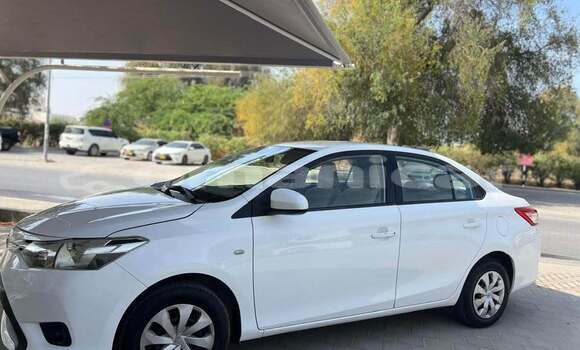 Buy Used Toyota Yaris White Car in al–Masna'ah in al-Batinah Buy Used Toyota Yaris White Car in al–Masna'ah in al-Batinah