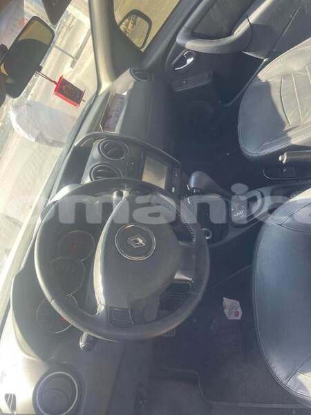 Big with watermark renault duster al batinah barkah 7663