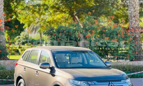 Buy Used Mitsubishi Outlander Other Car in Bawshar in Masqat Buy Used Mitsubishi Outlander Other Car in Bawshar in Masqat