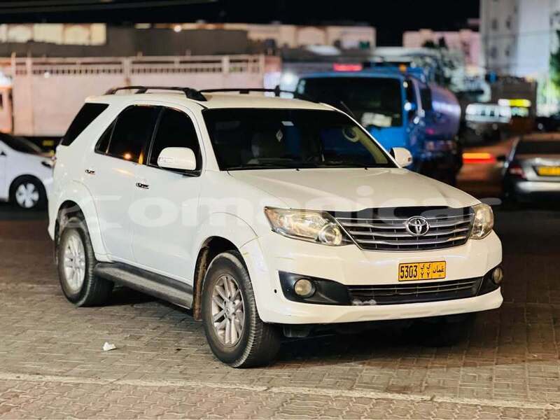 Big with watermark toyota fortuner al batinah al khaburah 7666