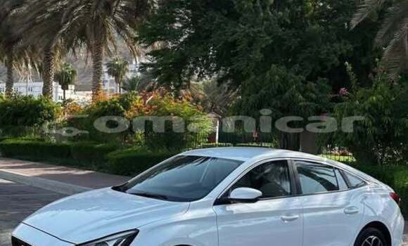 Buy Used MG GS White Car in al–Masna'ah in al-Batinah