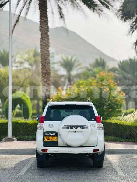 Big with watermark toyota prado masqat azaiba 7669