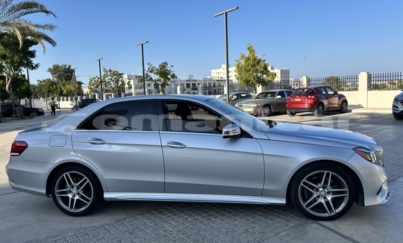 Buy Used Mercedes-Benz E–Class Silver Car in Muscat in Masqat Buy Used Mercedes-Benz E–Class Silver Car in Muscat in Masqat