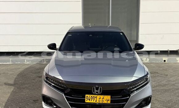 Buy Used Honda Accord Silver Car in Saham in al-Batinah Buy Used Honda Accord Silver Car in Saham in al-Batinah