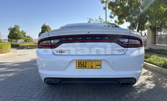 Buy Used Dodge Charger White Car in as–Sib in Masqat Buy Used Dodge Charger White Car in as–Sib in Masqat