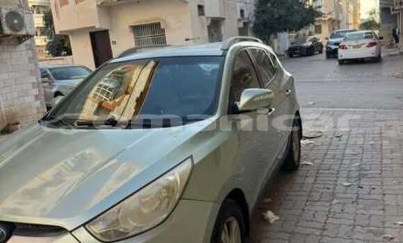 Buy Used Hyundai Tucson Other Car in al–Buraymi in adh-Dhahirah Buy Used Hyundai Tucson Other Car in al–Buraymi in adh-Dhahirah