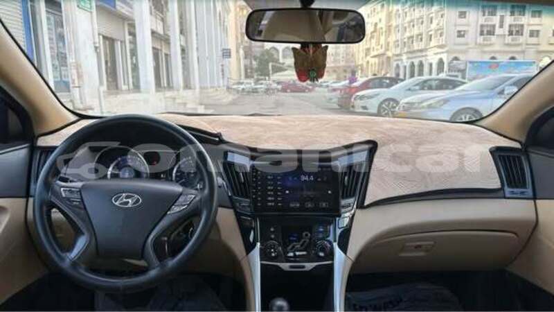 Big with watermark hyundai santa fe al batinah al khaburah 7693