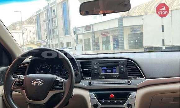 Buy Used Hyundai Elantra Other Car in Al khuwair in al-Batinah Buy Used Hyundai Elantra Other Car in Al khuwair in al-Batinah