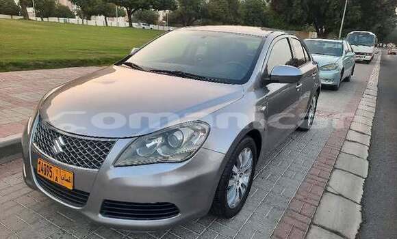 Buy Used Suzuki Kizashi Other Car in Al khuwair in al-Batinah