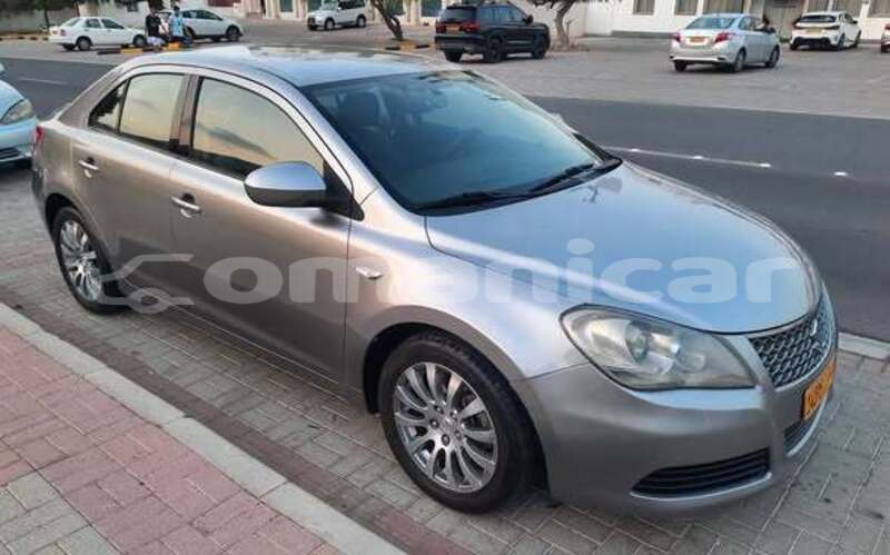 Big with watermark suzuki kizashi al batinah al khuwair 7700