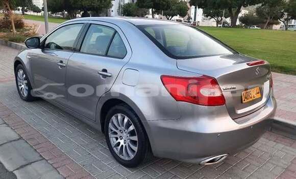 Buy Used Suzuki Kizashi Other Car in Al khuwair in al-Batinah Buy Used Suzuki Kizashi Other Car in Al khuwair in al-Batinah