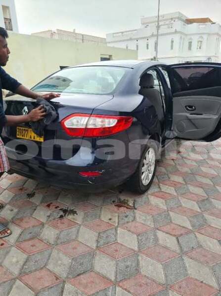 Big with watermark renault scenic iii al batinah al khuwair 7701