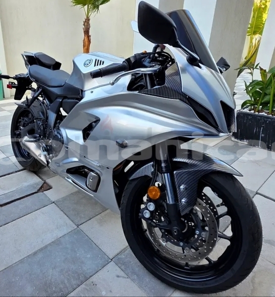 Big with watermark yamaha yzf masqat muscat 7708