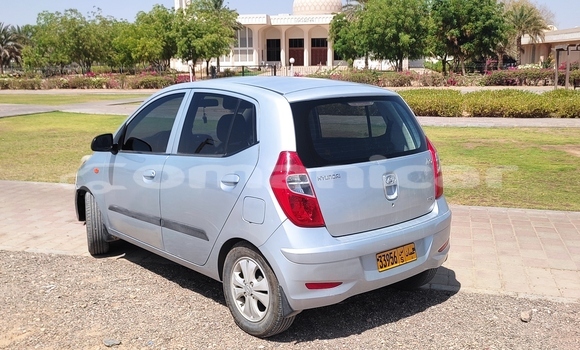 Buy Used Hyundai i10 Silver Car in Muscat in Masqat Buy Used Hyundai i10 Silver Car in Muscat in Masqat