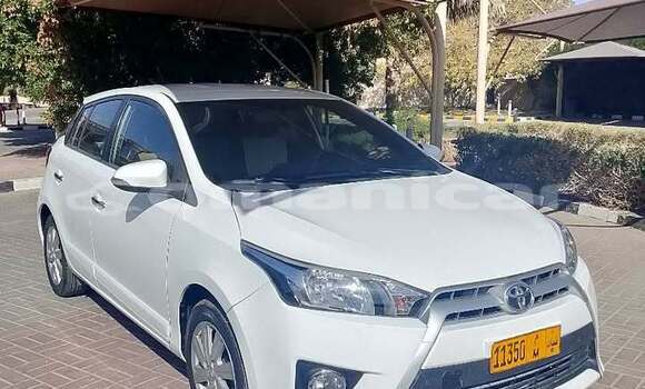 Buy Used Toyota Yaris White Car in ar–Rustaq in al-Batinah Buy Used Toyota Yaris White Car in ar–Rustaq in al-Batinah