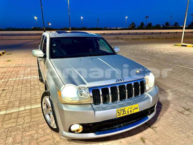 Big with watermark jeep cherokee al batinah al khuwair 7723