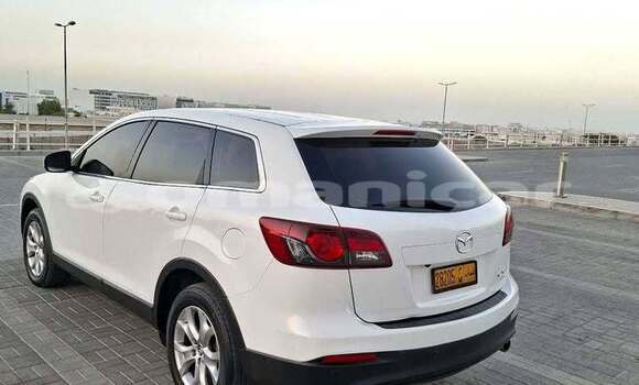 Buy Used Mazda CX-9 White Car in Muscat in Masqat Buy Used Mazda CX-9 White Car in Muscat in Masqat