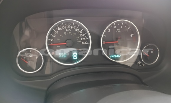 Buy Used Jeep Compass White Car in Muscat in Masqat Buy Used Jeep Compass White Car in Muscat in Masqat